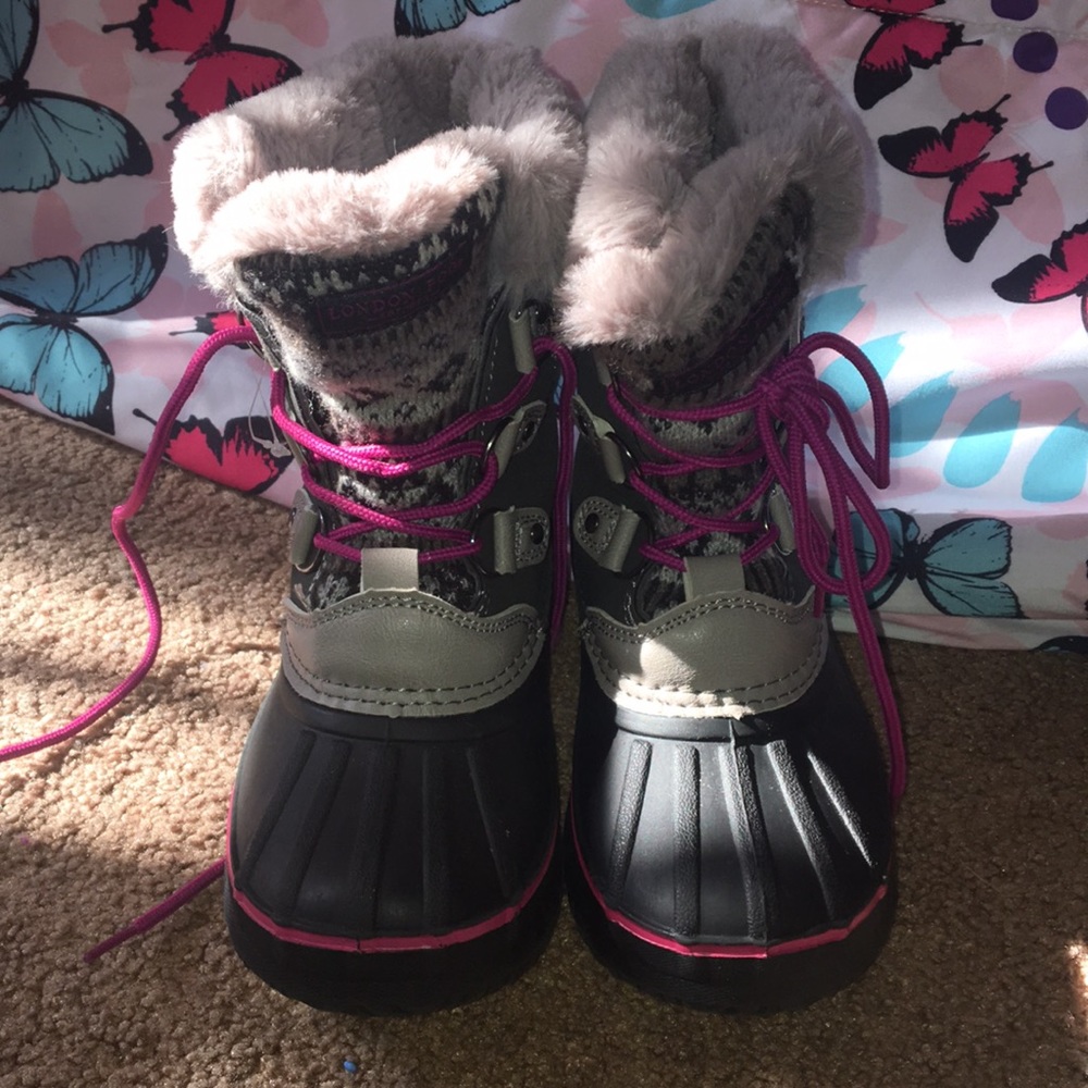 Never worn girls winter boots size 13